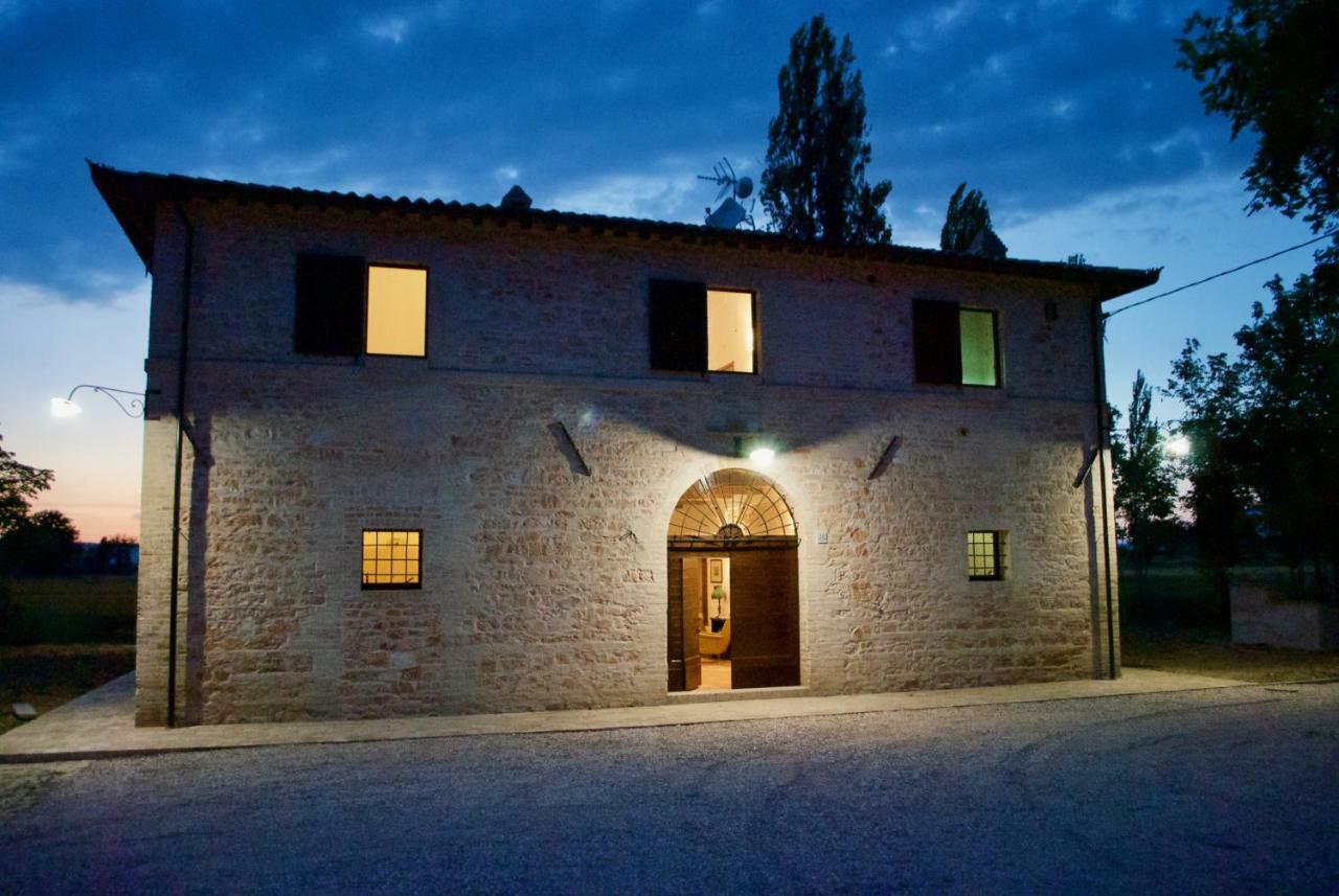 Villa Licinia Foligno Luaran gambar