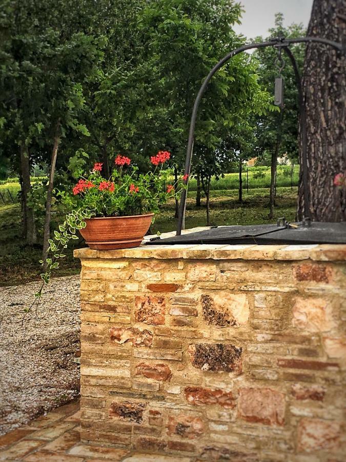 Villa Licinia Foligno Luaran gambar